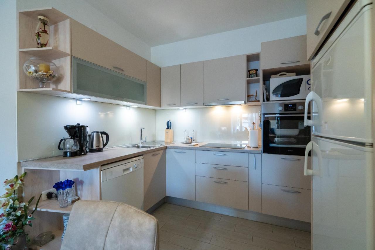 Apartman Ana Novi Vinodolski Eksteriør bilde